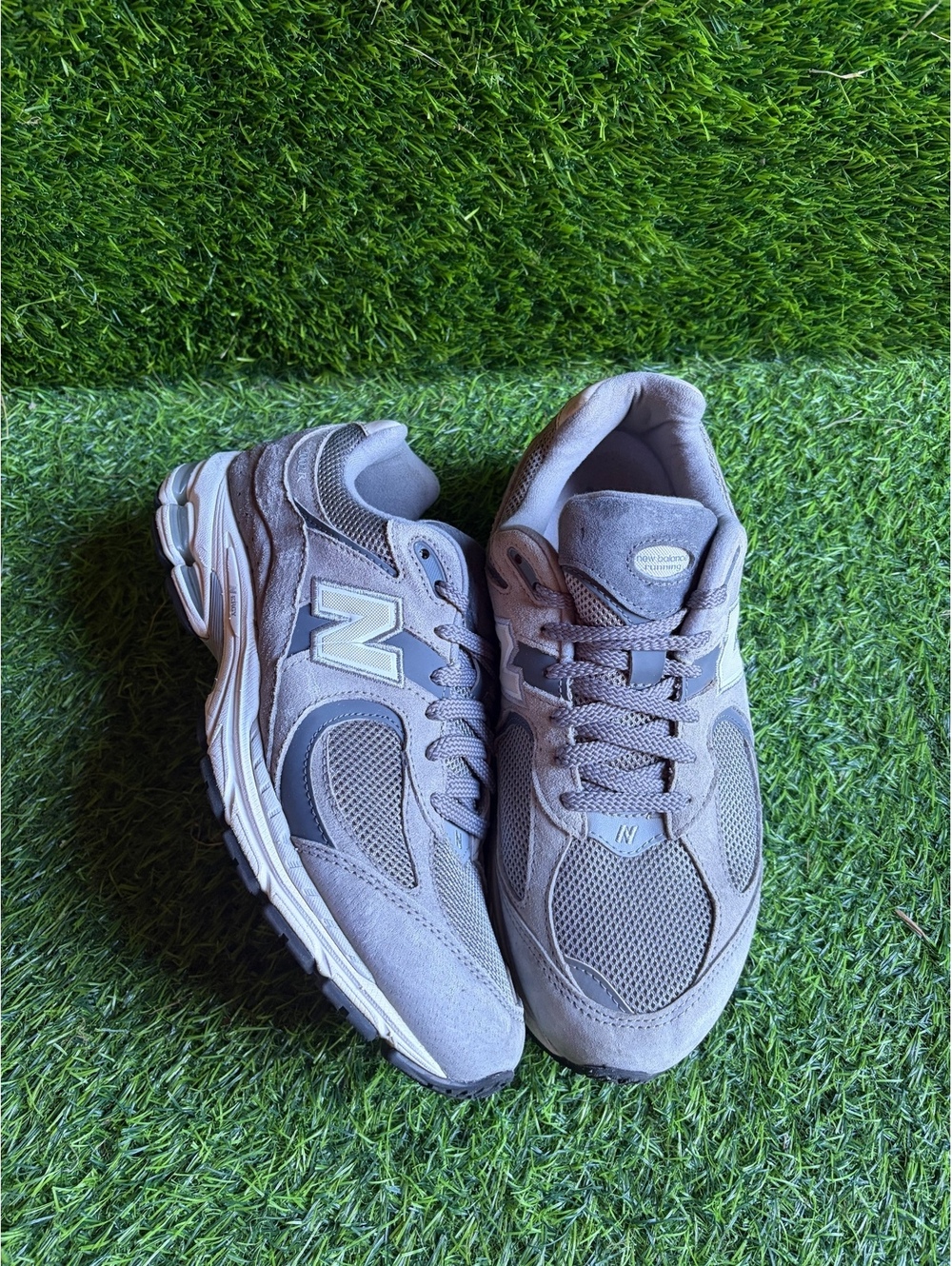 New Balance 2002R “Grey” Size 8.5 Men